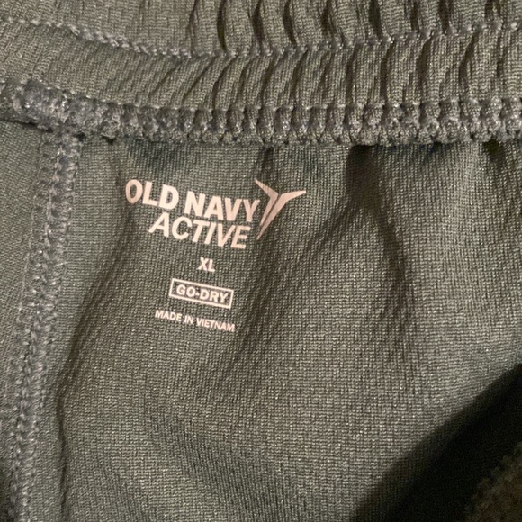 Mens 10” active shorts - Picture 7 of 8